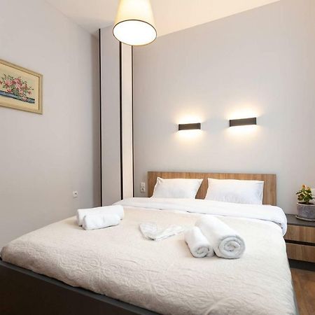 Wehost Apartment Near Fabrika Tbilisi Exterior photo