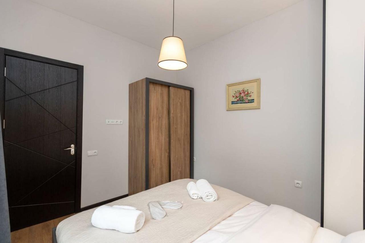 Wehost Apartment Near Fabrika Tbilisi Exterior photo